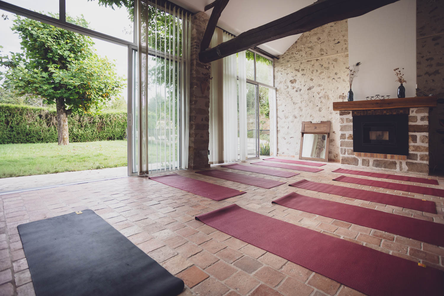 Se ressourcer – yoga et bien-être à Ecoliving le Chemin, proche Fontainebleau